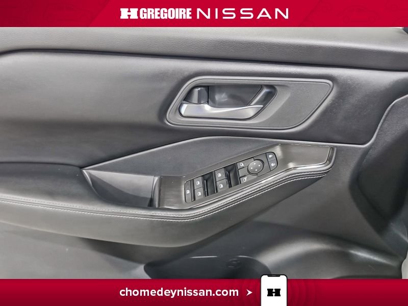2025 Nissan Rogue White Laval - photo #14