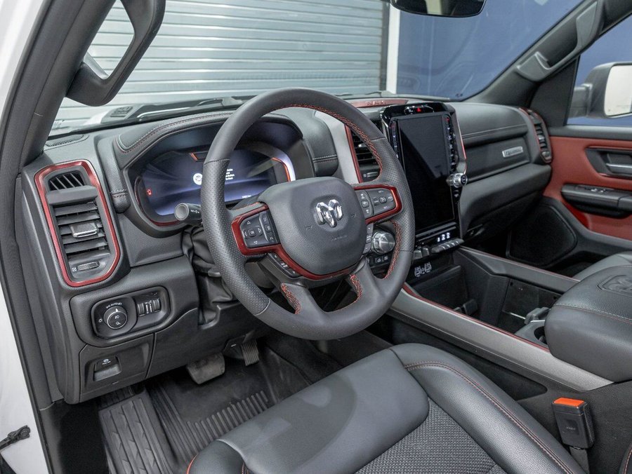 Ram 1500 REBEL CREW 4X4 *NAV* SIÈGES CHAUF CARPLAY REG ADAP 2026 Blanc