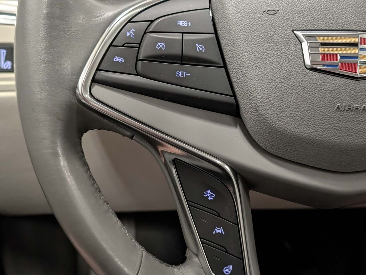CADILLAC XT5 LUXURY Bas Kilométrage 8 Pneus 2019 Rouge Sherbrooke - photo #18
