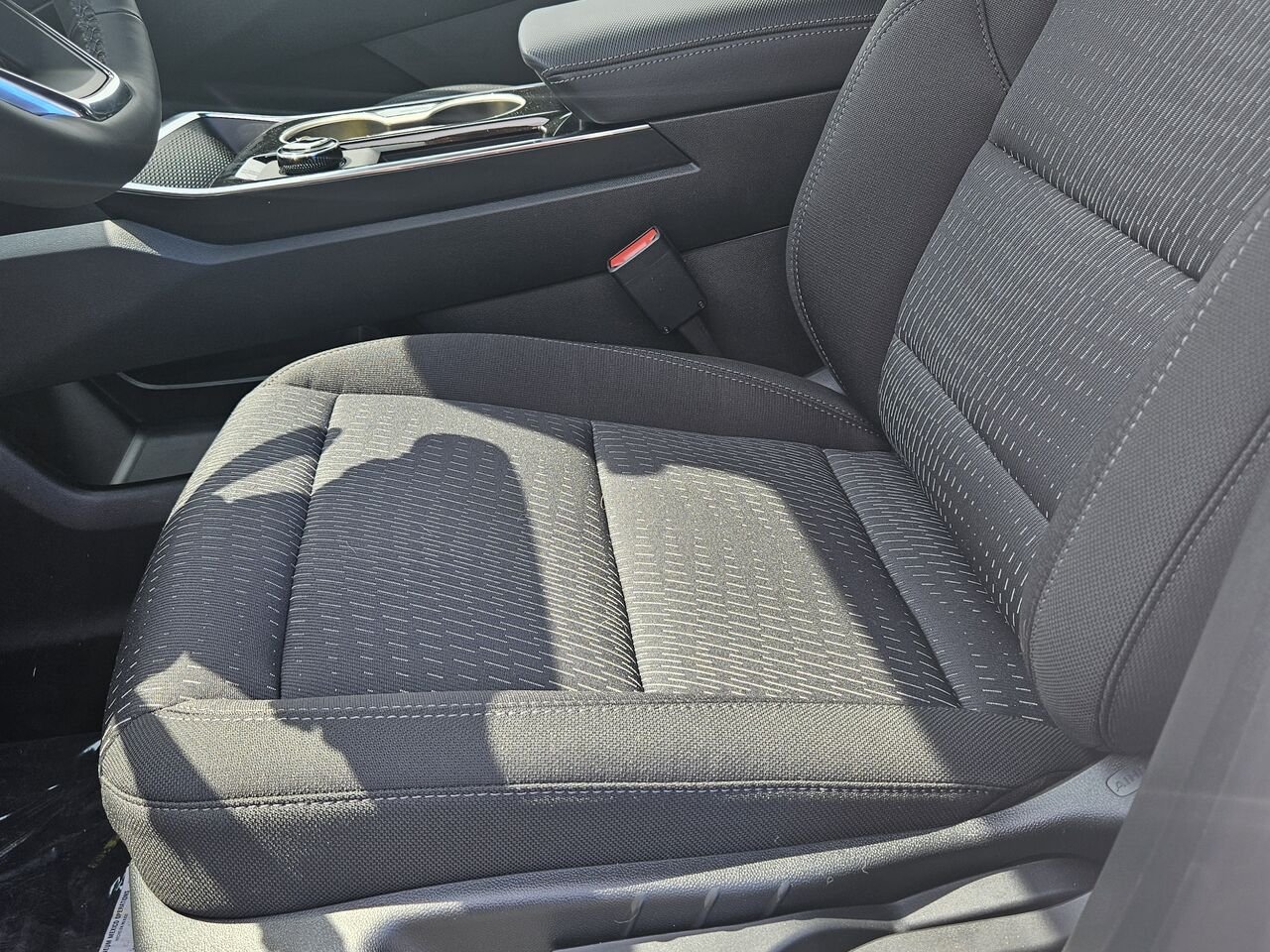 Chevrolet Equinox LT 4 portes à transmission intégrale avec 2LT 2027 Blanc sommet Thetford Mines - photo #12