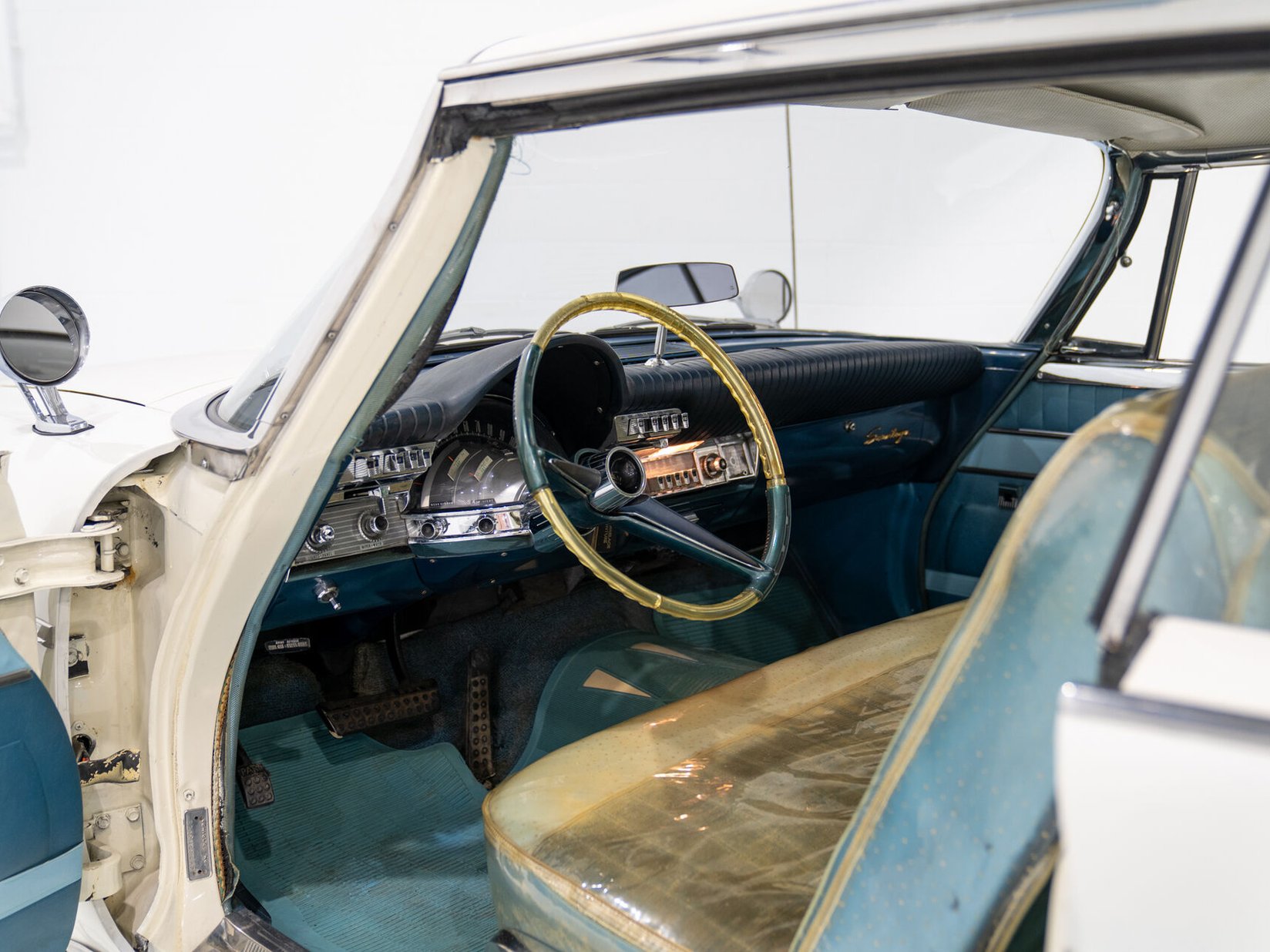Chrysler Windsor 1961 Blanc Montréal - photo #7