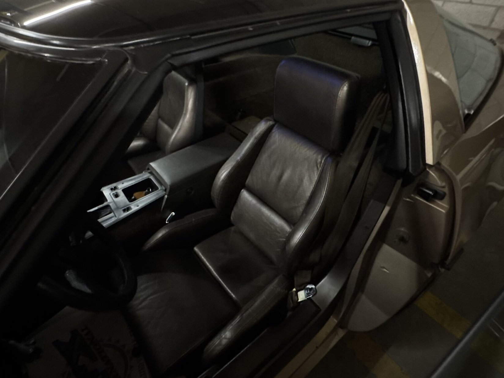 1984 Chevrolet Corvette Bronze Montreal - photo #11