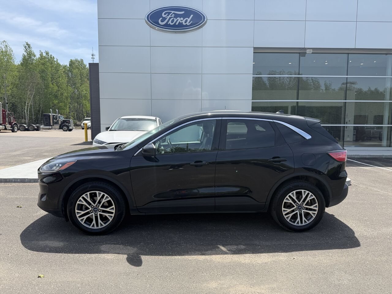 Ford Escape 2022 Noir Mont-Laurier - photo #1