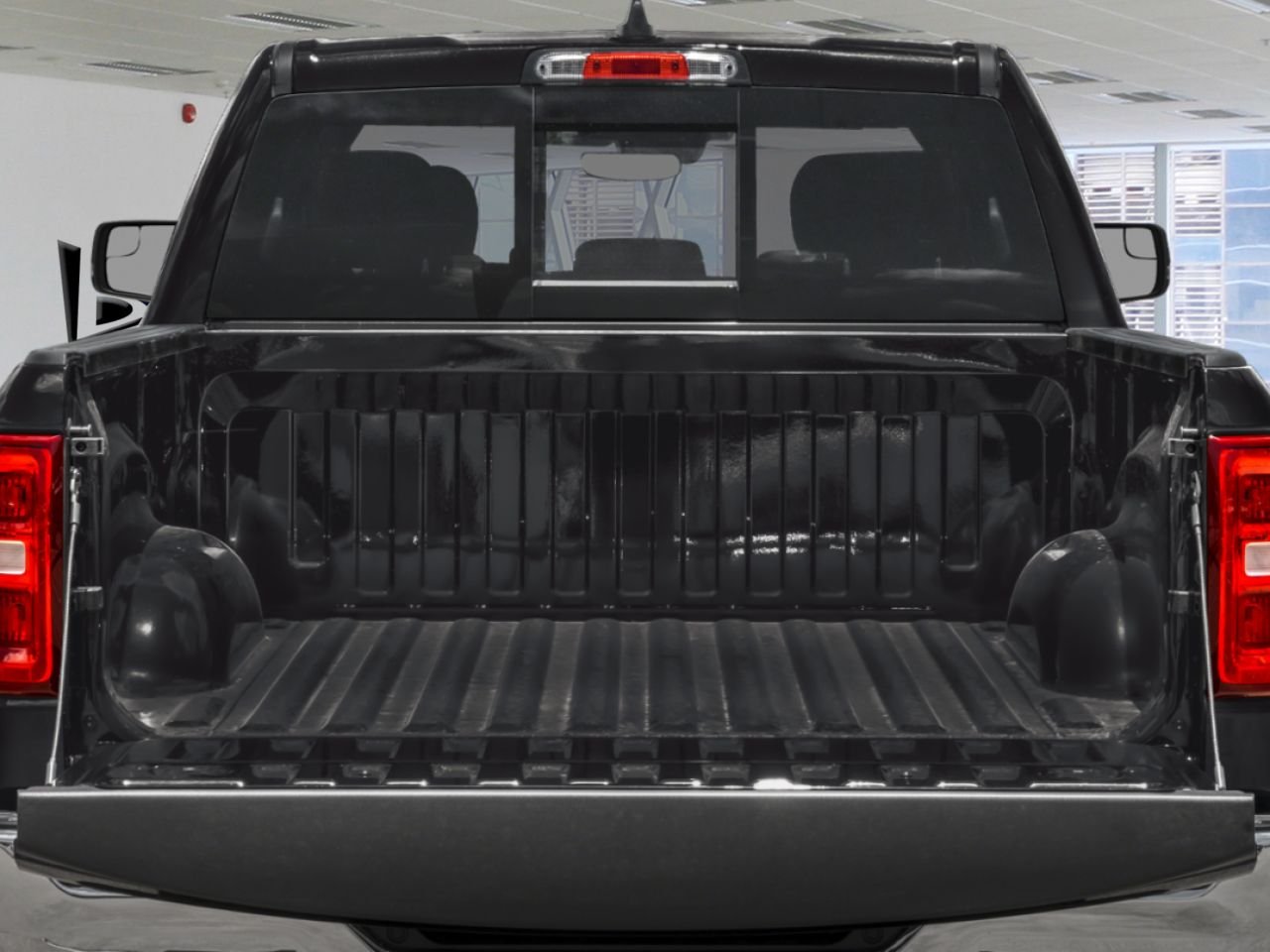 2025 Ram 1500 Big Horn Black Gatineau - photo #9
