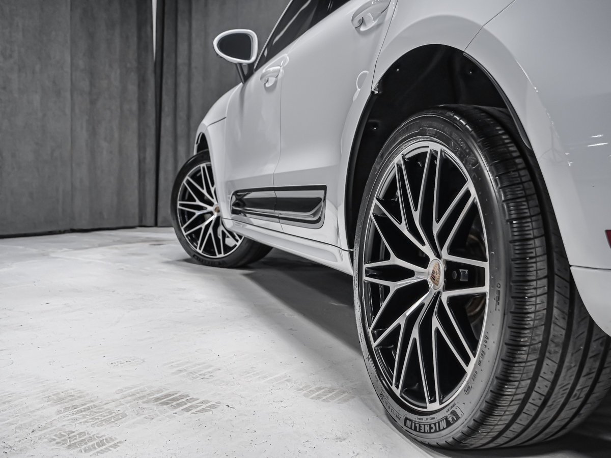 Porsche Macan S MAGS 21PO SUSP ADAPT ECHAPPEMENT CARBONE 2023 Blanc Montréal - photo #7