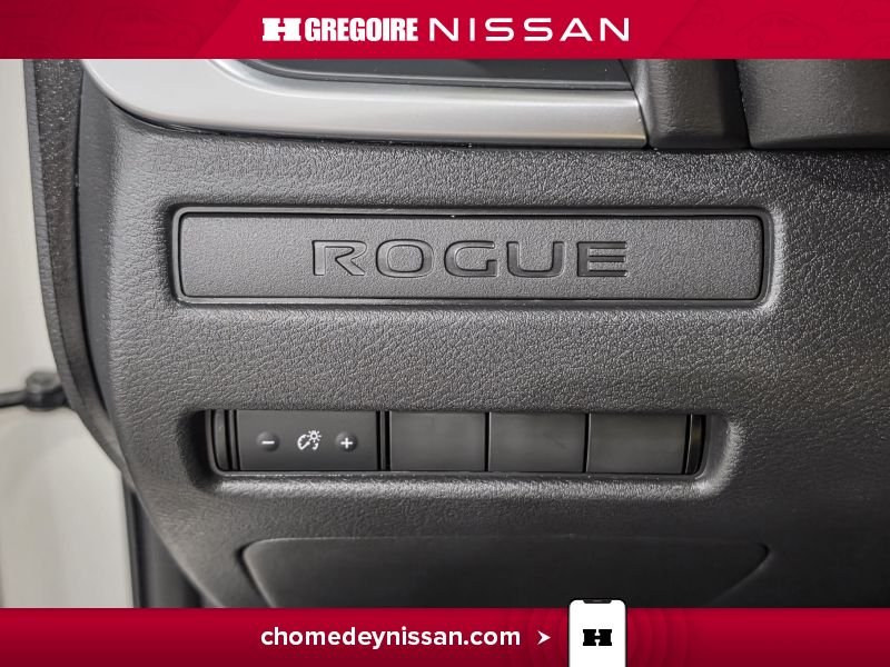 2022 Nissan Rogue Grey Laval - photo #13