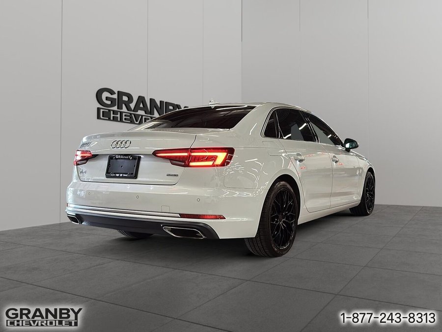 2019 Audi berline A4 Technik quattro White