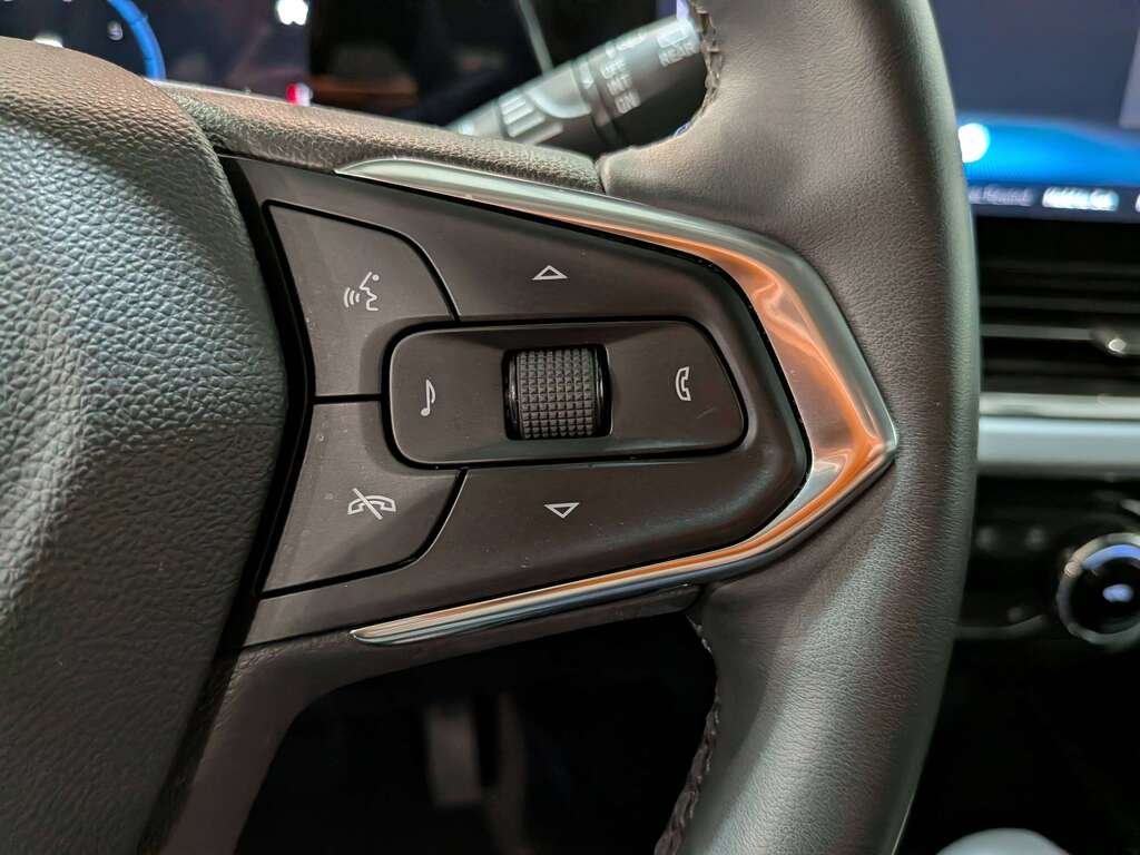 Chevrolet Trax FWD 4dr LT 2025 Blanc Val-David - photo #16