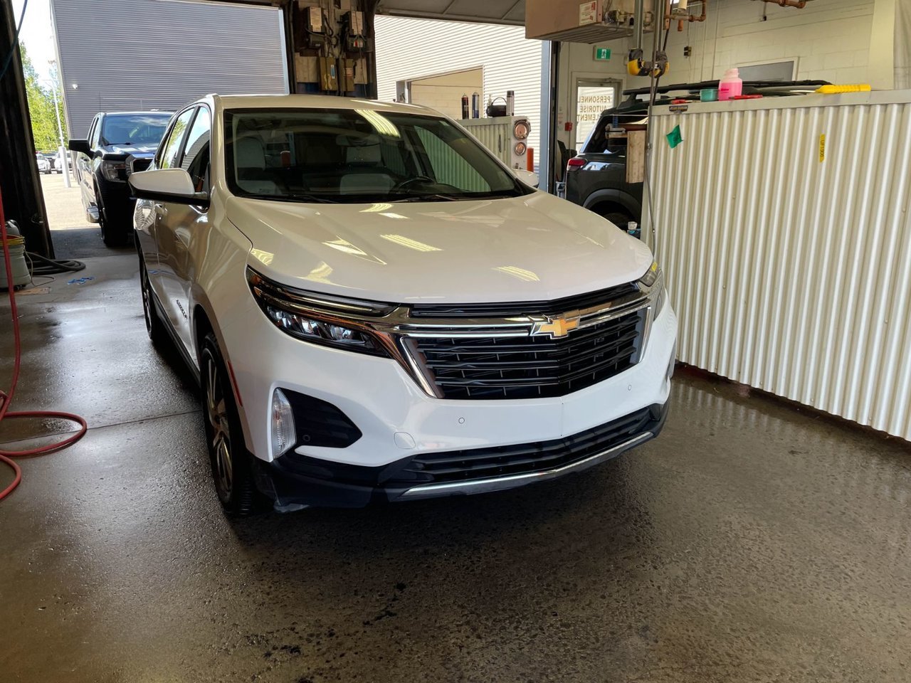 Chevrolet Equinox LT AWD *SIÈGES CHAUF* HAYON ELECT CARPLAY WIFI USB 2022 Blanc Saint-Jérôme - photo #8