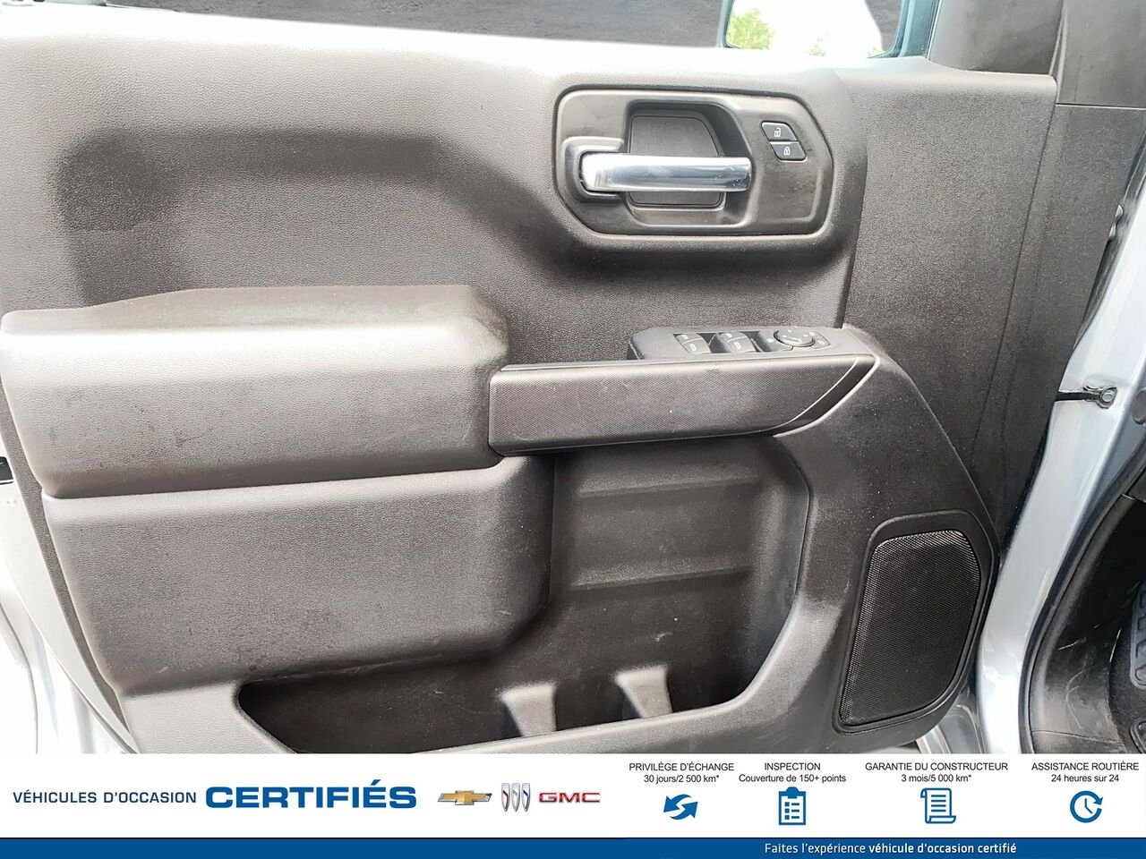 GMC SIERRA 150 Pro cabine multiplace 4RM 157 po 2024 Gris Montmagny - photo #9
