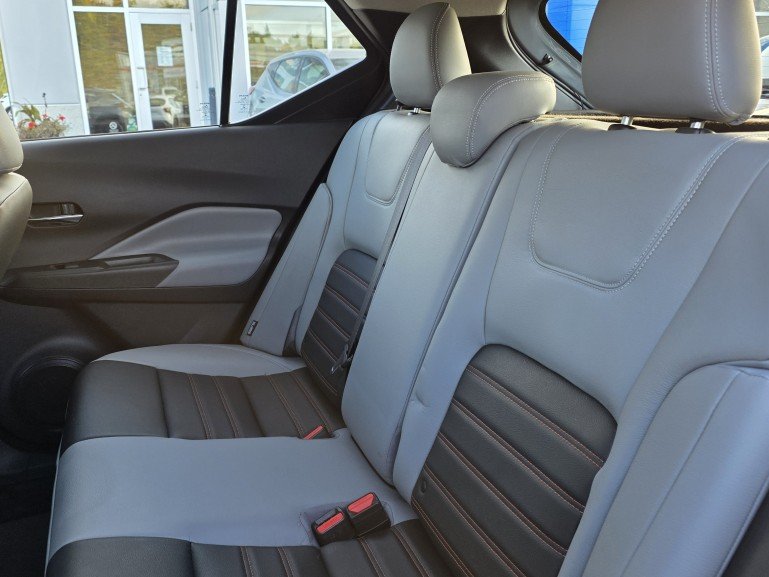 Nissan Kicks SR 2021 Gris Mont-Laurier - photo #15