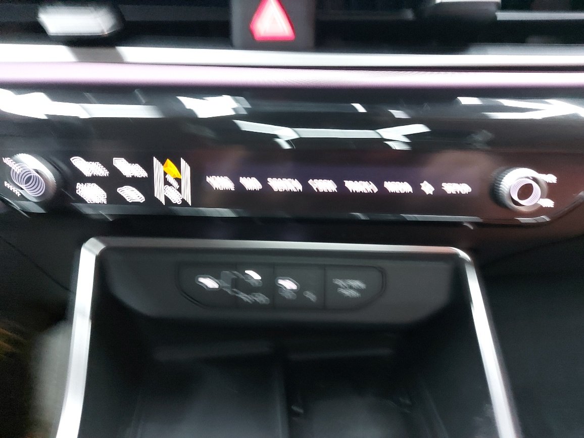 2026 KIA Carnival Snow White Pearl Blainville - photo #27