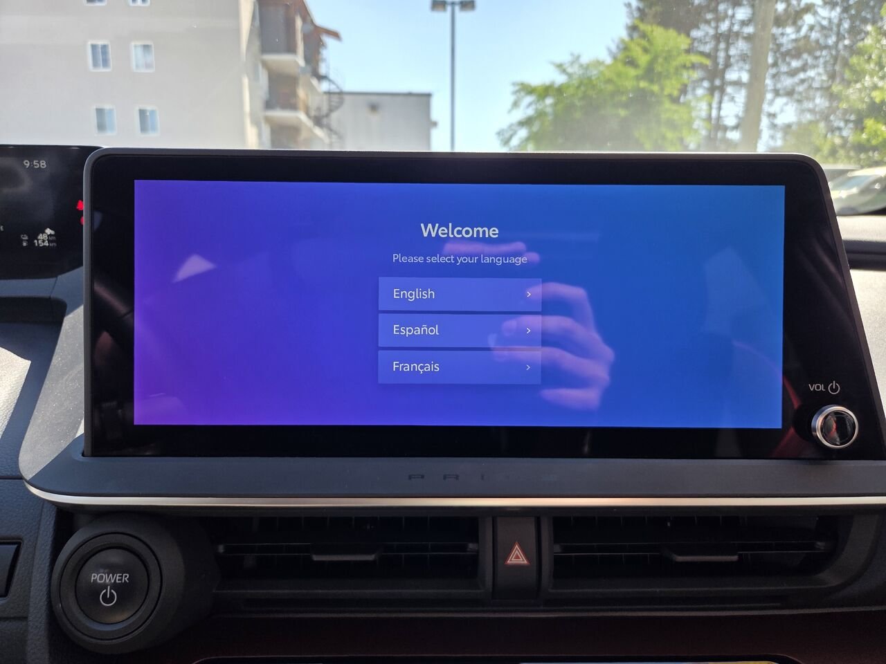 2024 Toyota PRIUS PRIME Red Mont-Laurier - photo #22