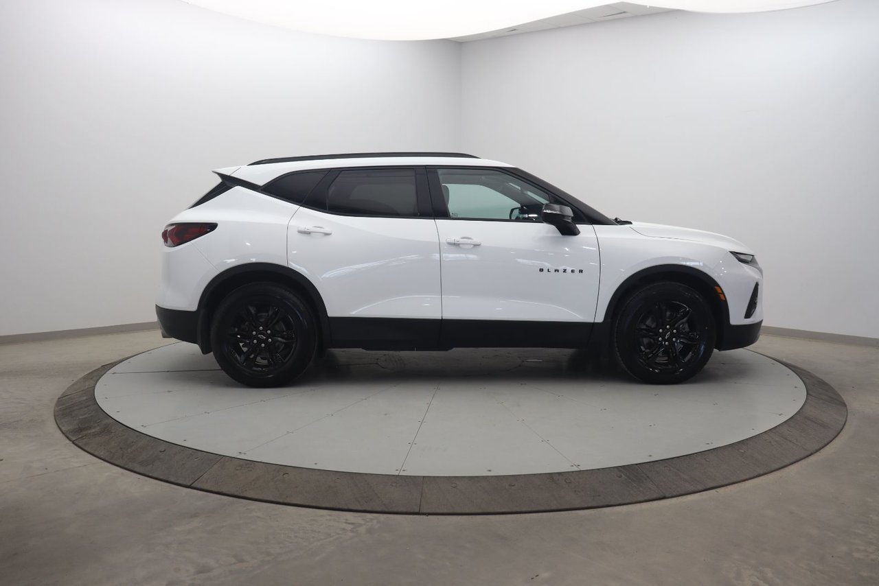 2021 Chevrolet Blazer True North White Baie-Comeau - photo #2