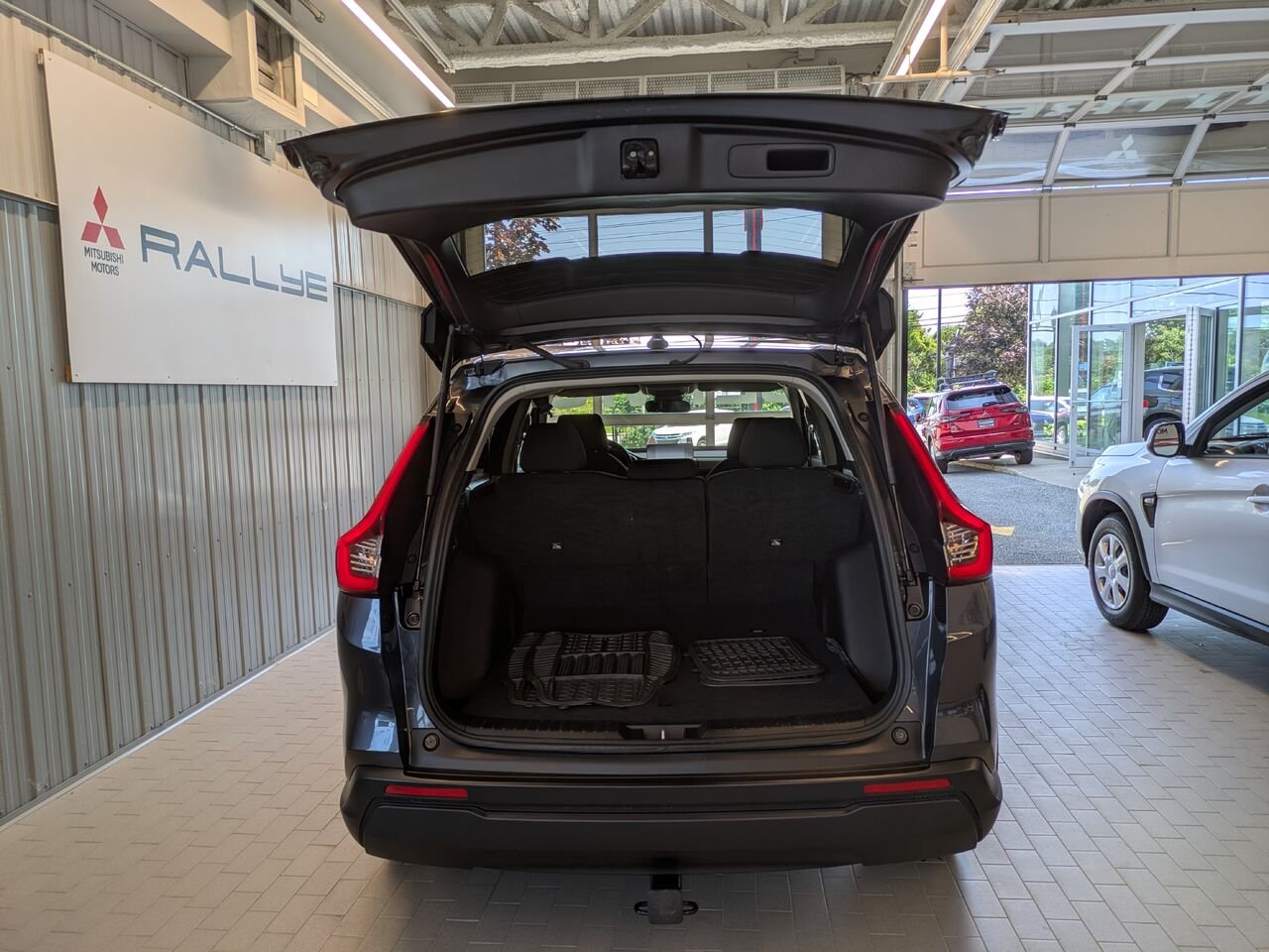 Honda CR-V 2023 Gris Gatineau - photo #3
