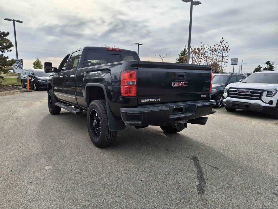 2015 GMC Sierra 2500HD SLT All Terrain Z71 | Aftermarket LED Light Bar/20in Ultra Wheels Black