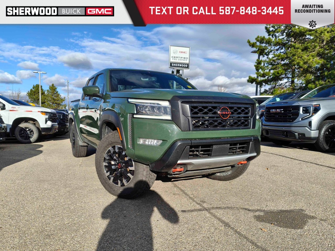 2022 Nissan Frontier Crew Cab PRO-4X Standard Bed 4x4 Tactical Green Metallic Sherwood Park - photo #0