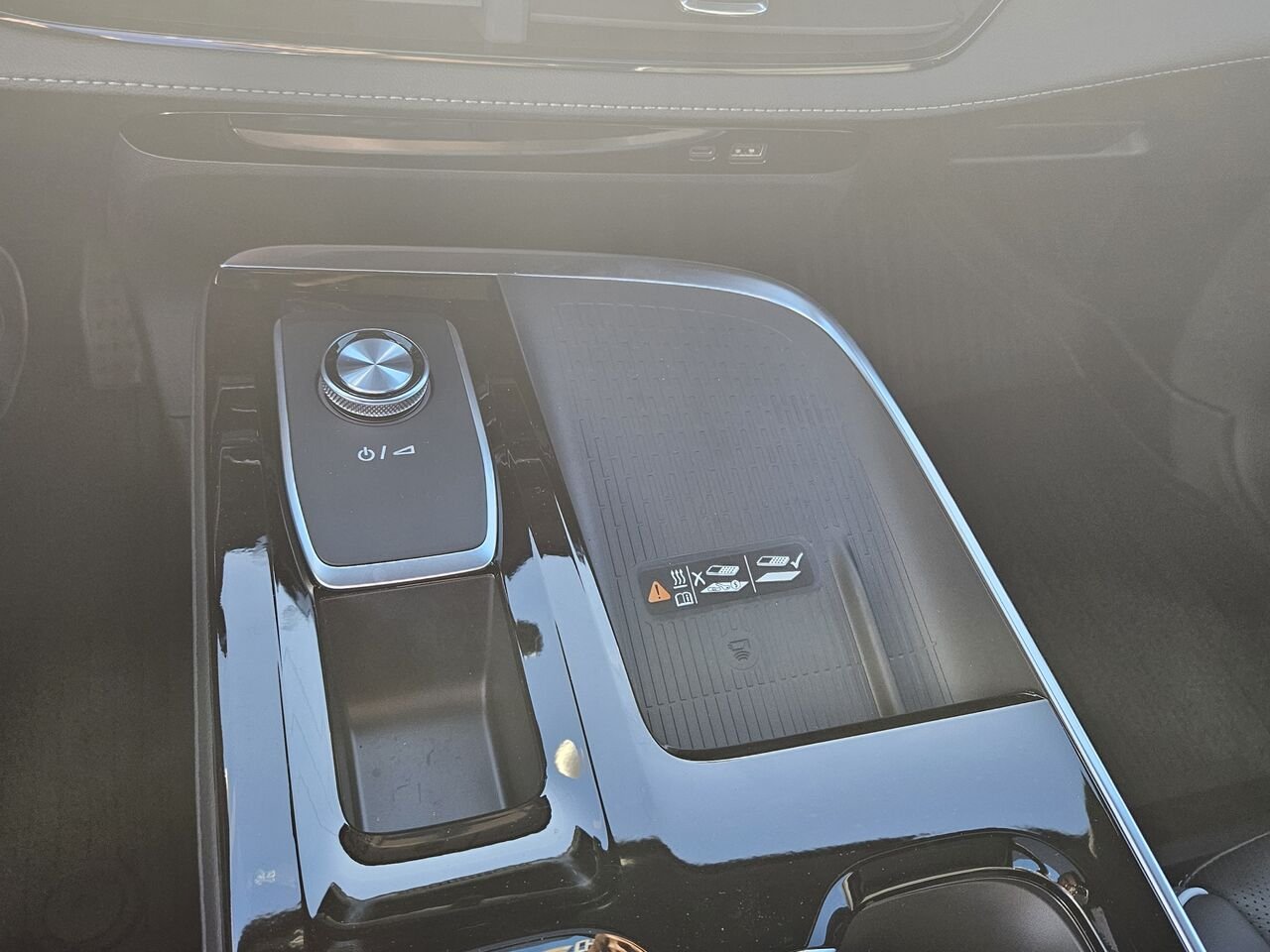 Buick Enclave Avenir 4 portes TI 2027 Blanc irisé triple couche Thetford Mines - photo #8