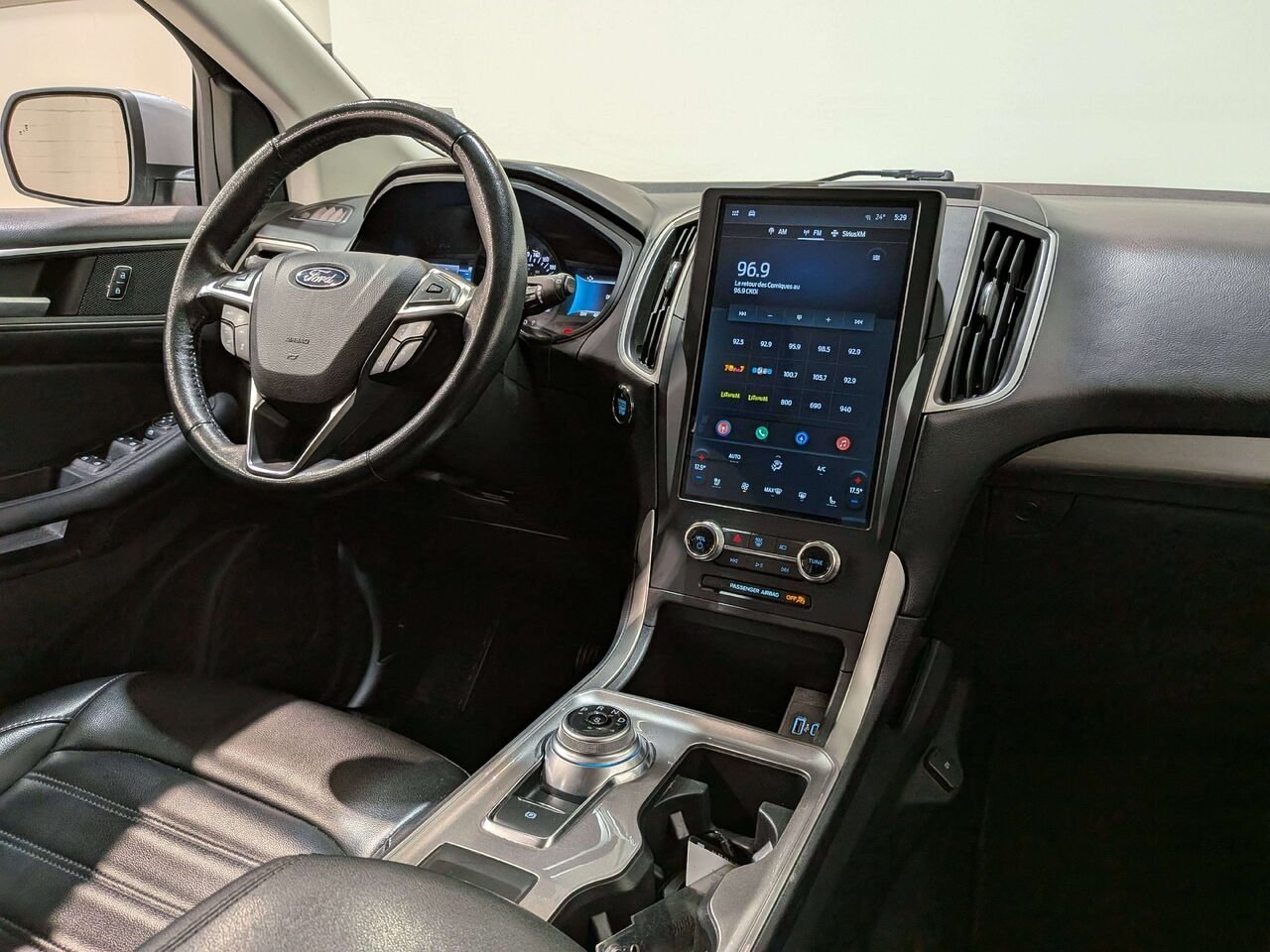 2023 Ford Edge SEL AWD Silver Val-David - photo #18
