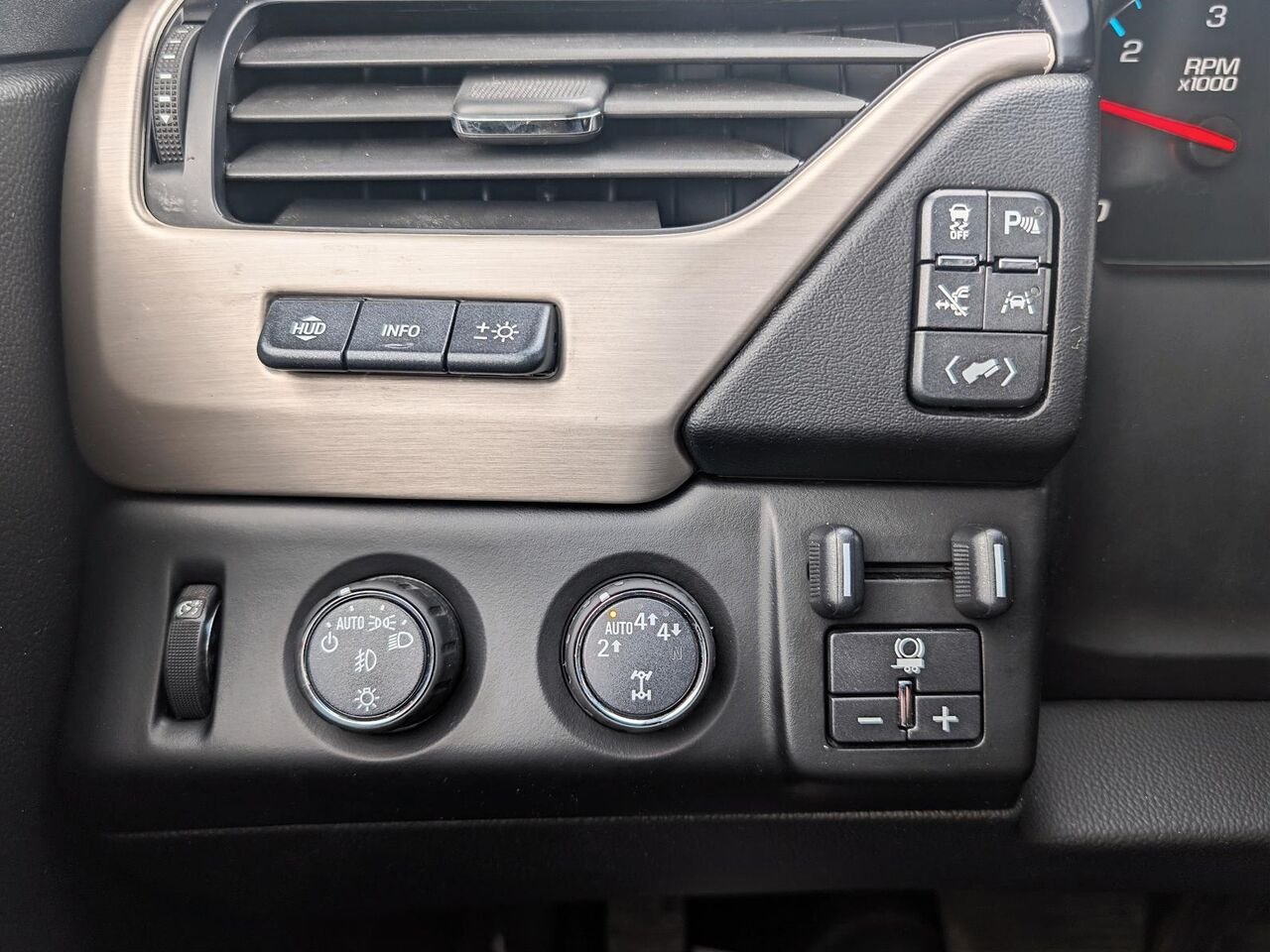 GMC YUKON DENALI 2019 Noir Saint-Hyacinthe - photo #21