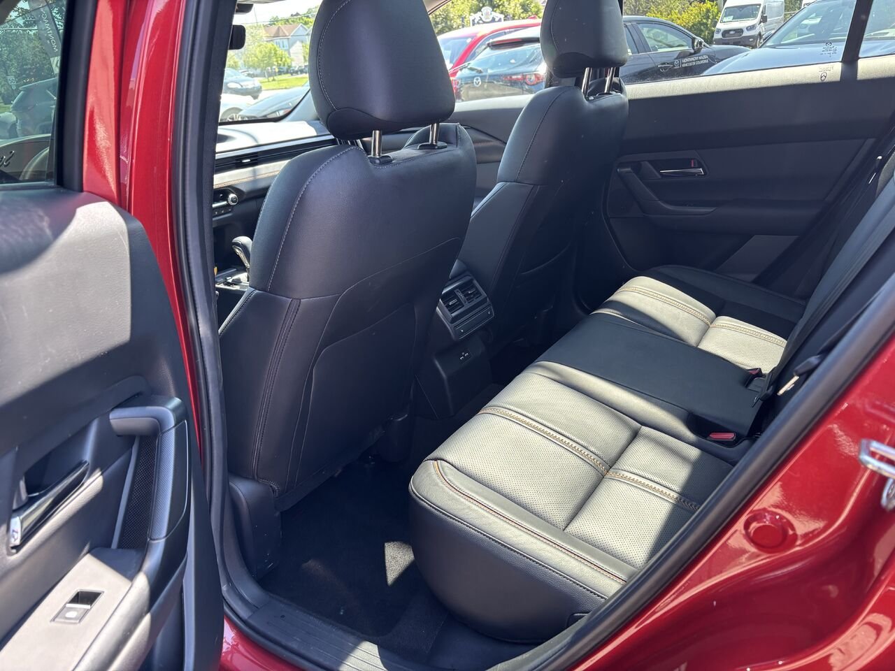 Mazda CX-50 GT TI avec moteur turbo 2024 Rouge Montmagny - photo #9