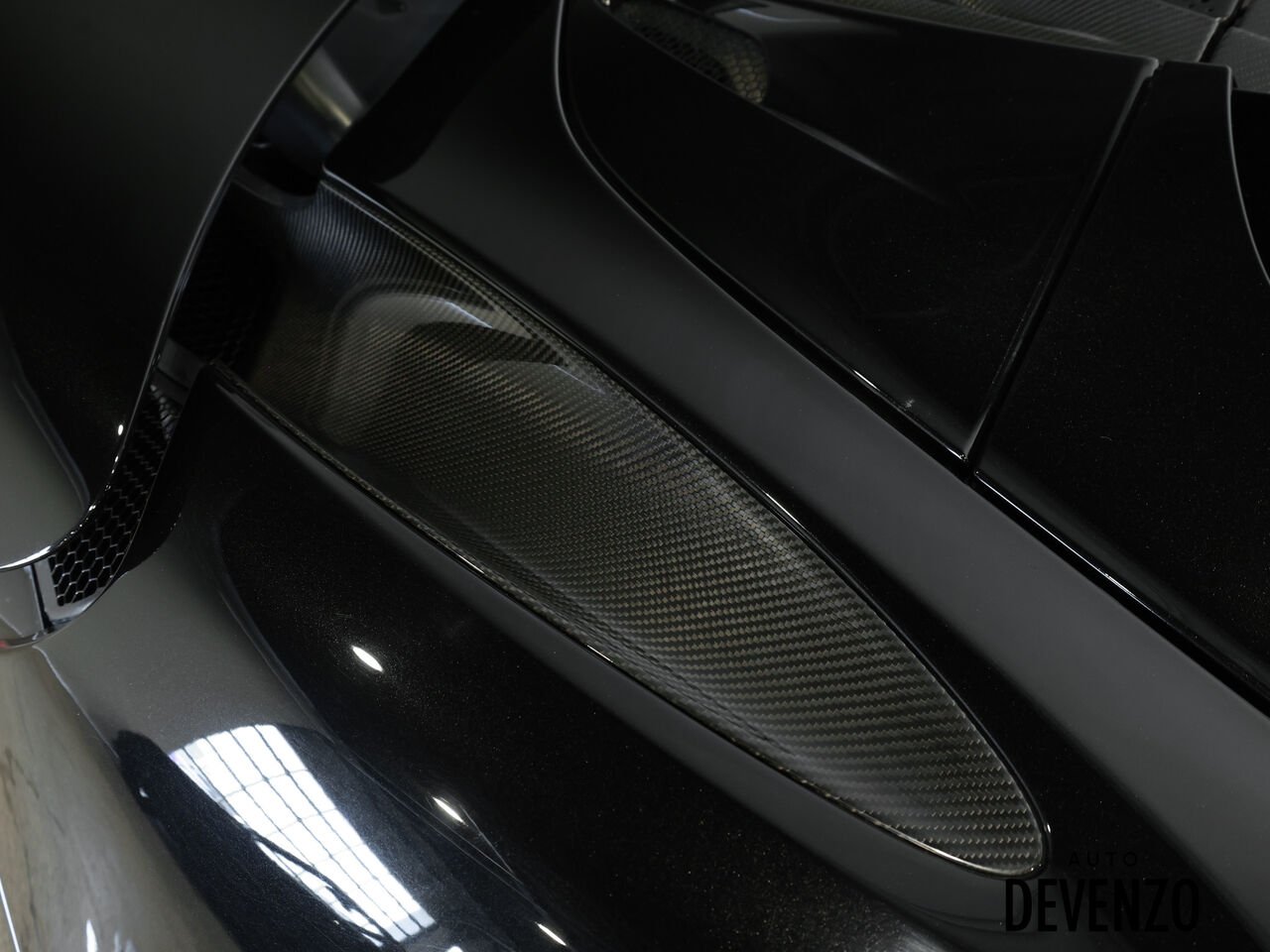 2020 McLaren 720S Black Saint-Eustache - photo #8