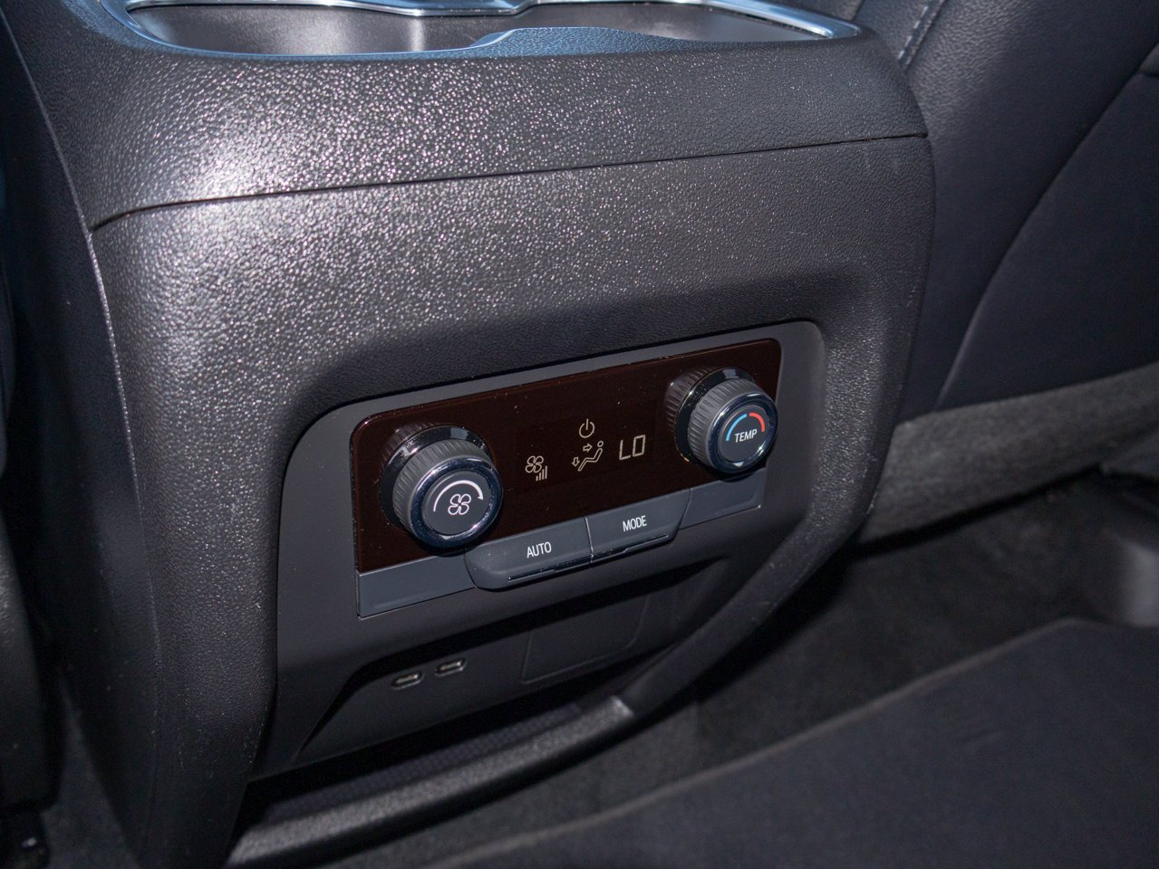 2026 Chevrolet Traverse AWD 4dr LT Grey Sherwood Park - photo #30