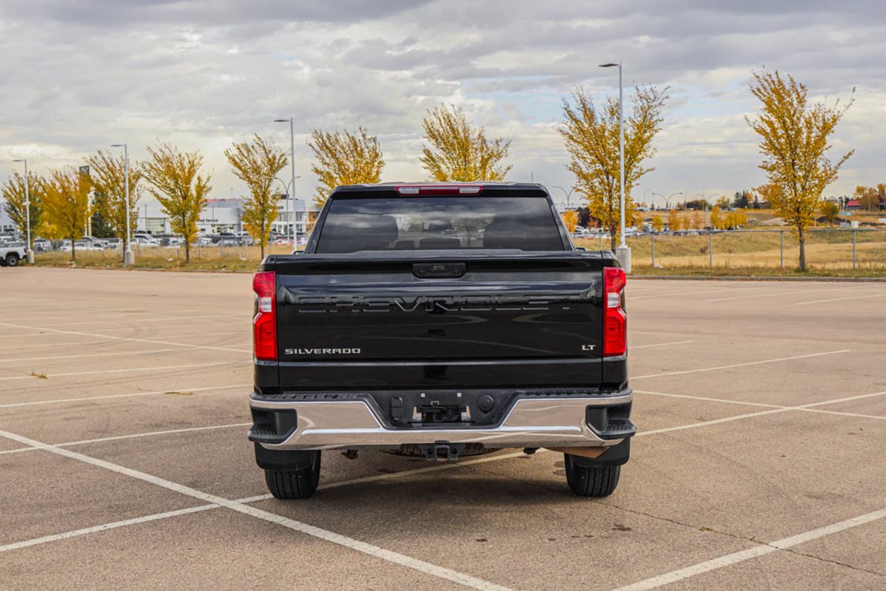 2026 Chevrolet Silverado 1500 4WD Crew Cab 147 LT Black Sherwood Park - photo #6