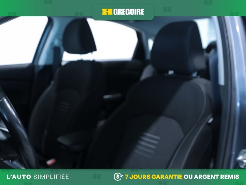 2019 Kia Forte Grey Laval - photo #15