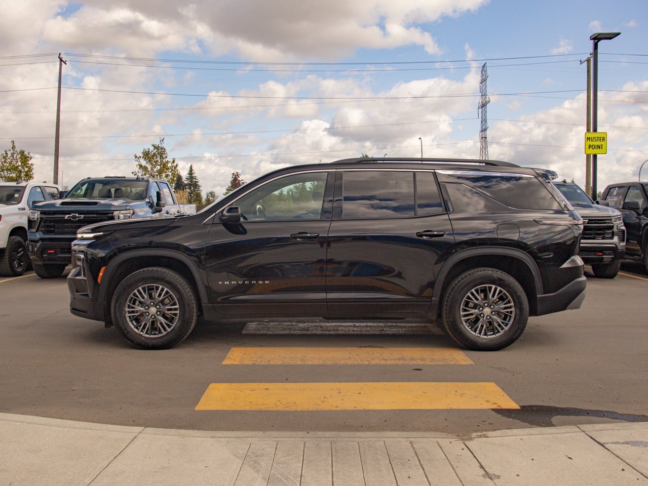 2026 Chevrolet Traverse AWD 4dr LT Black Sherwood Park - photo #6