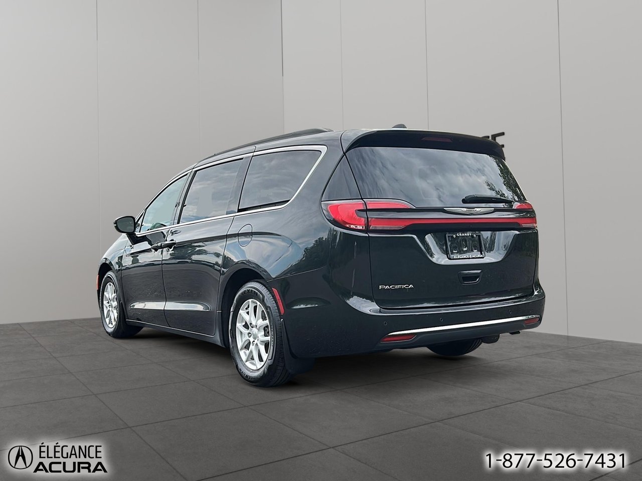 2022 Chrysler Pacifica Touring L | A8787 Black Granby - photo #6