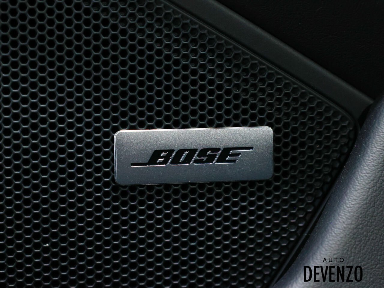 2023 Porsche 911 Grey Saint-Eustache - photo #13