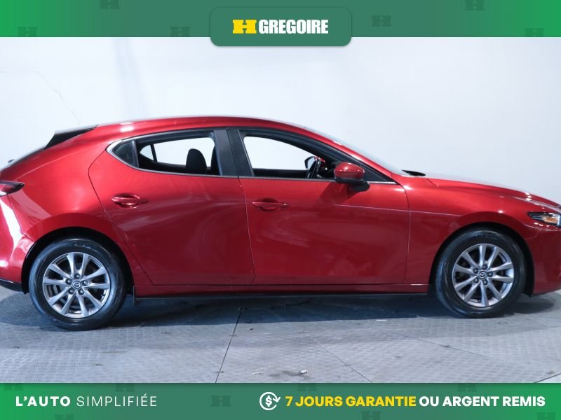 2022 Mazda 3 Red Laval - photo #10