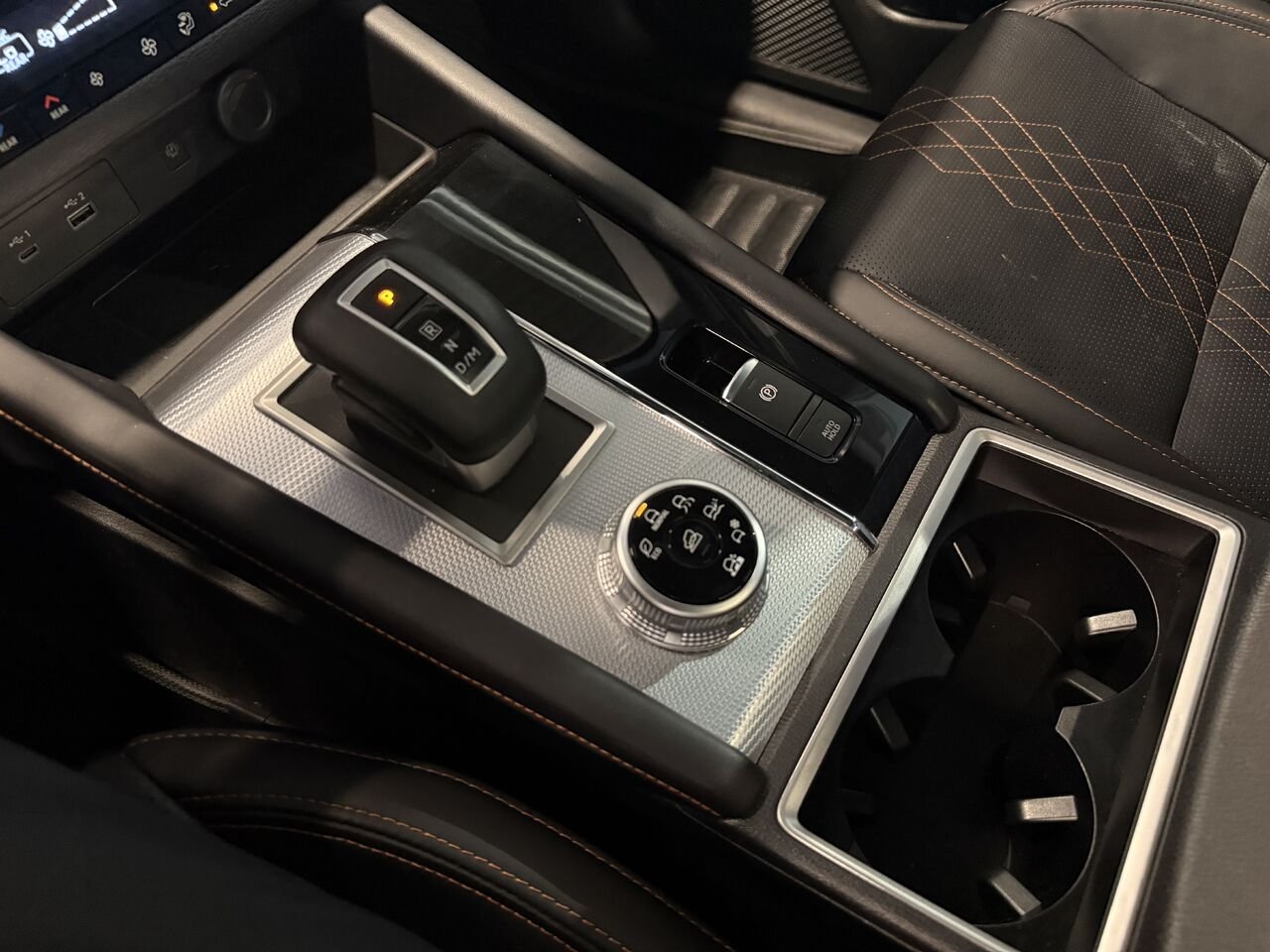 Mitsubishi Outlander 2024 Gris Saint-Eustache - photo #24