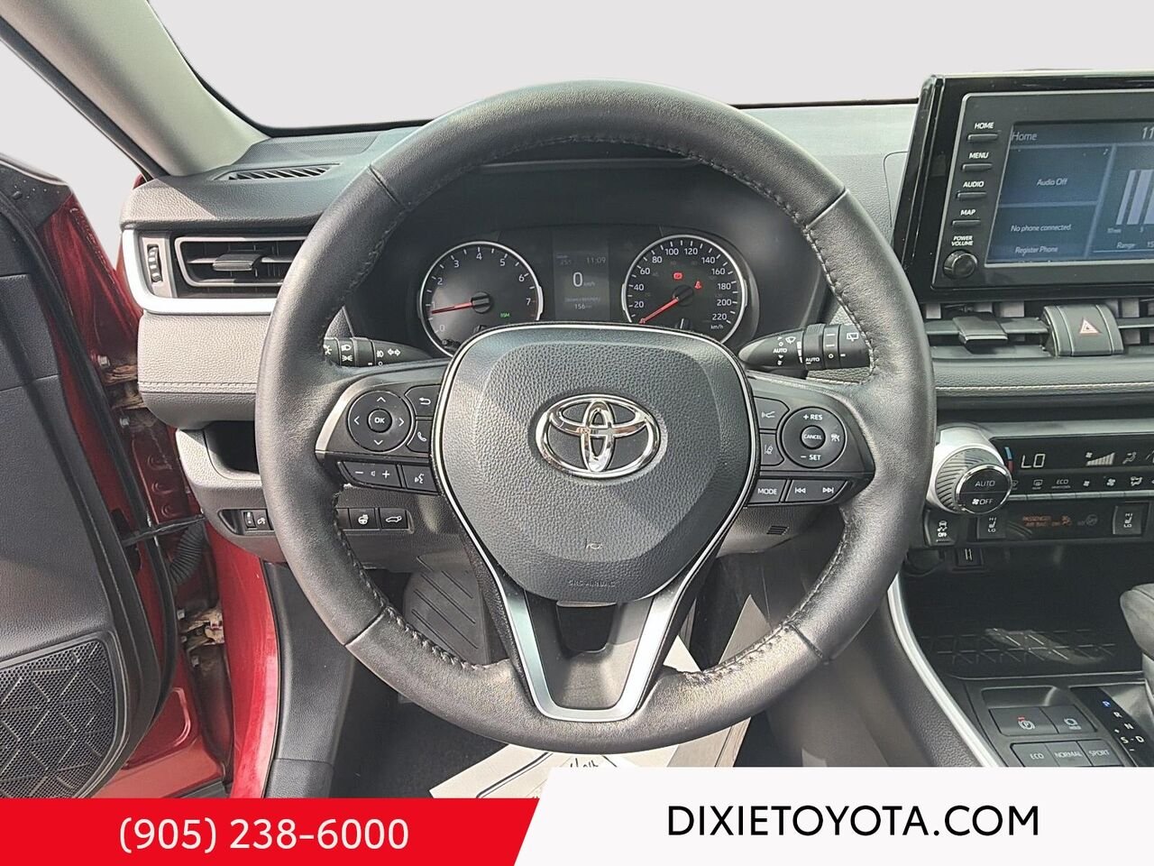 2021 Toyota RAV4 XLE AWD / HEATED SEATS / MOONROOF / ALLOY WHEELS / CARPLAY AND ANDROID AUTO Ruby Flare Pearl Mississauga - photo #11
