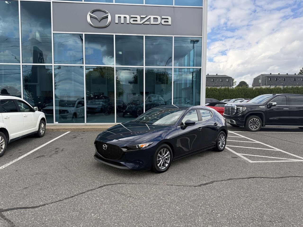 2022 Mazda Mazda3 Sport Blue Ste-Marie - photo #0