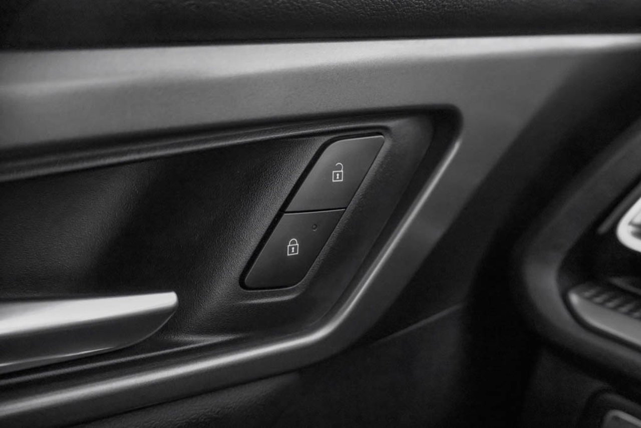 2025 Chevrolet Traverse AWD 4dr LT Black Sherwood Park - photo #16