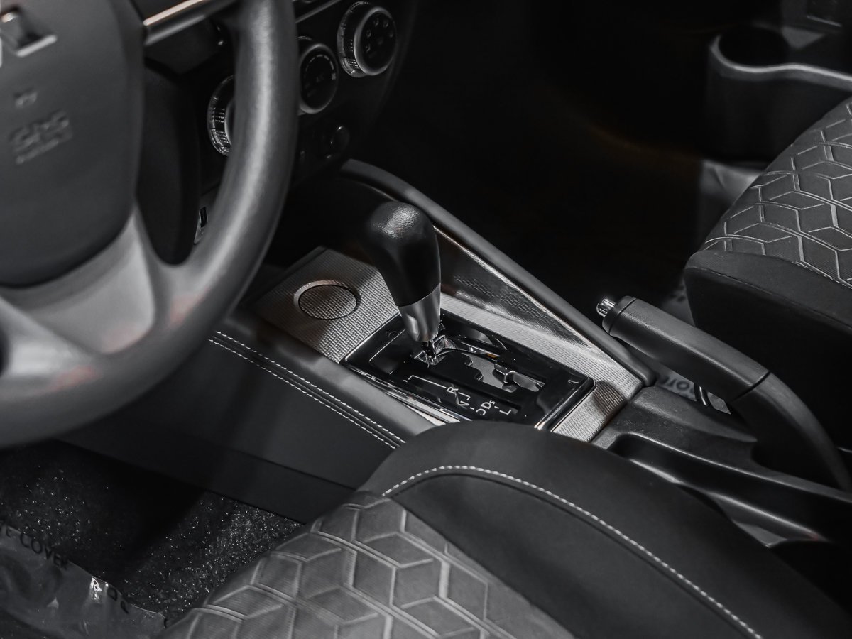 2025 Mitsubishi RVR ES FWD CARPLAY CAMÉRA SIÈGES CHAUFFANTS Grey Montreal - photo #6