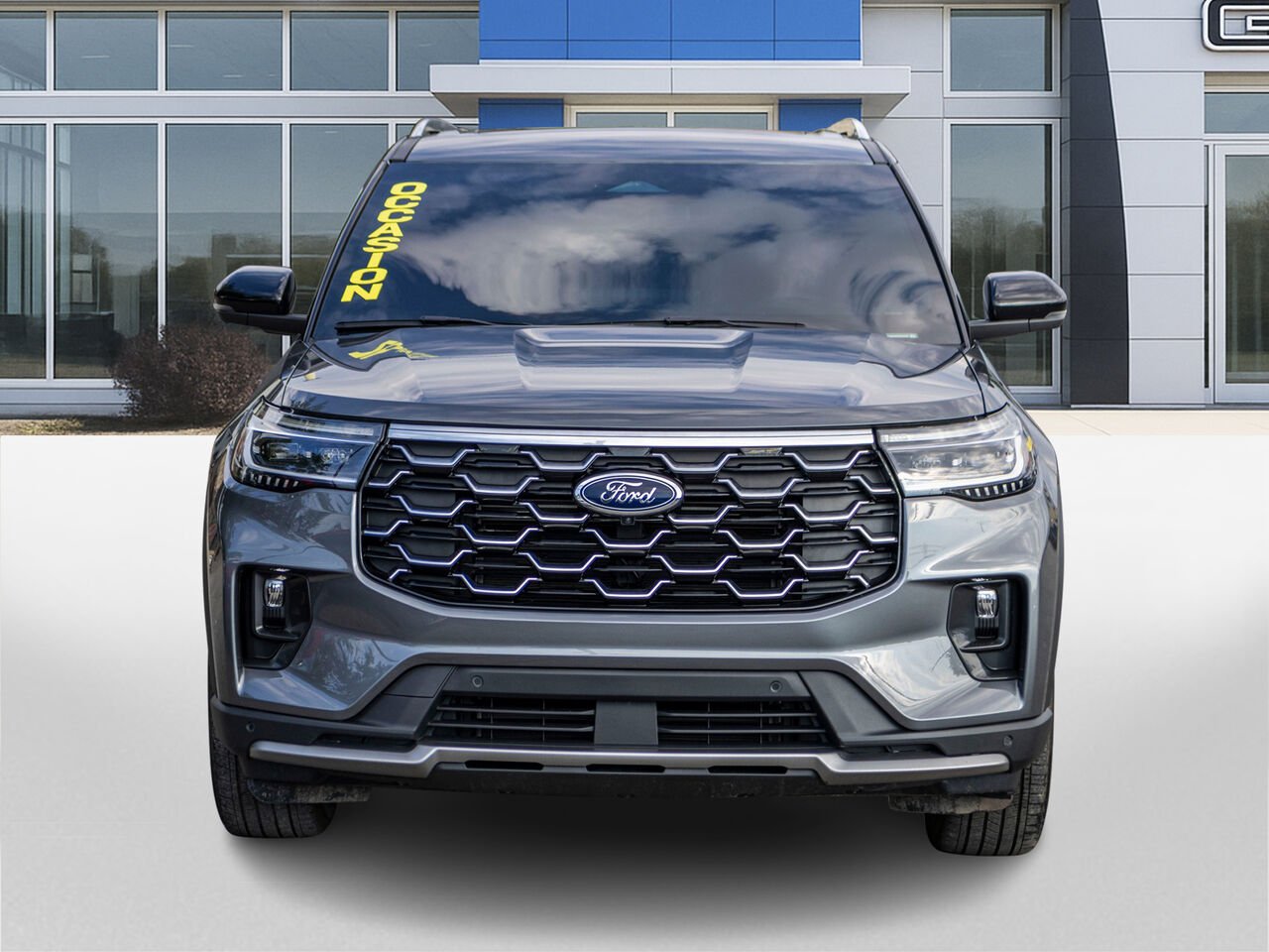Ford Explorer Platinum 4 RM 2025 Gris Châteauguay - photo #1
