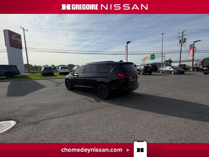 2025 Chrysler Pacifica Black Laval - photo #7