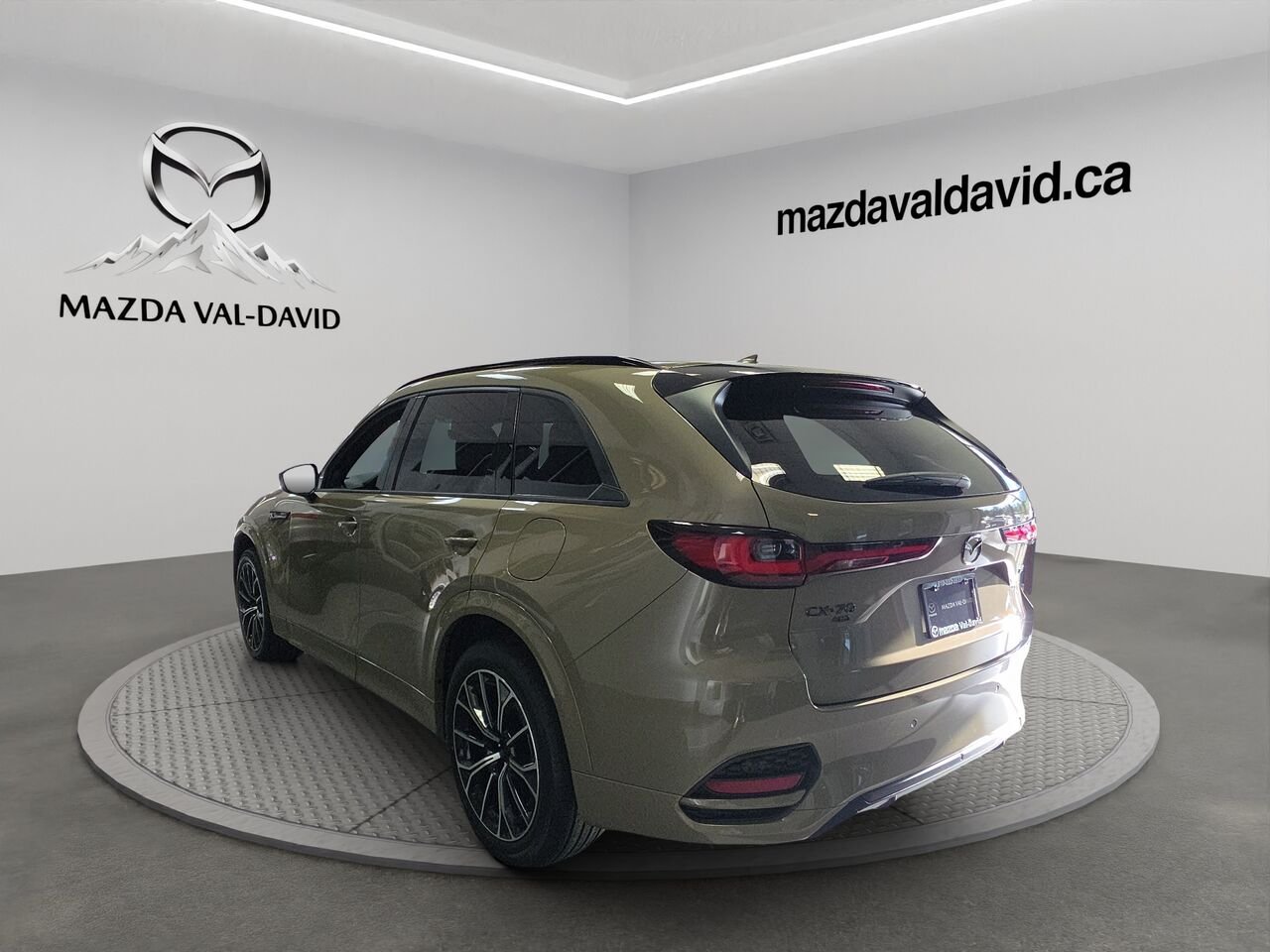 Mazda CX-90 hybride léger GT-P TI 2026 Quartz platine métallisé Val-David - photo #2