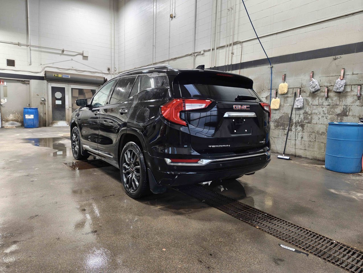 2023 GMC Terrain AWD 4dr Denali Black Sherwood Park - photo #4