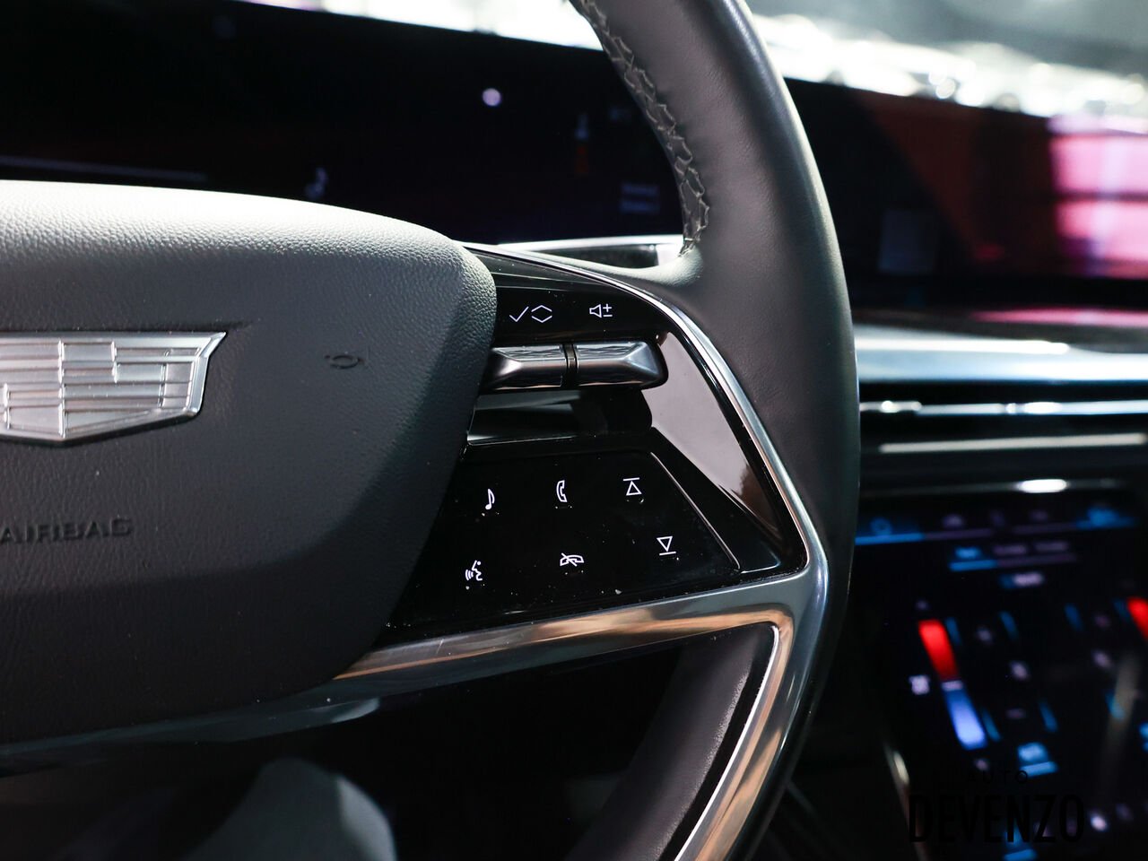 Cadillac Escalade IQ 2025 Noir Saint-Eustache - photo #16