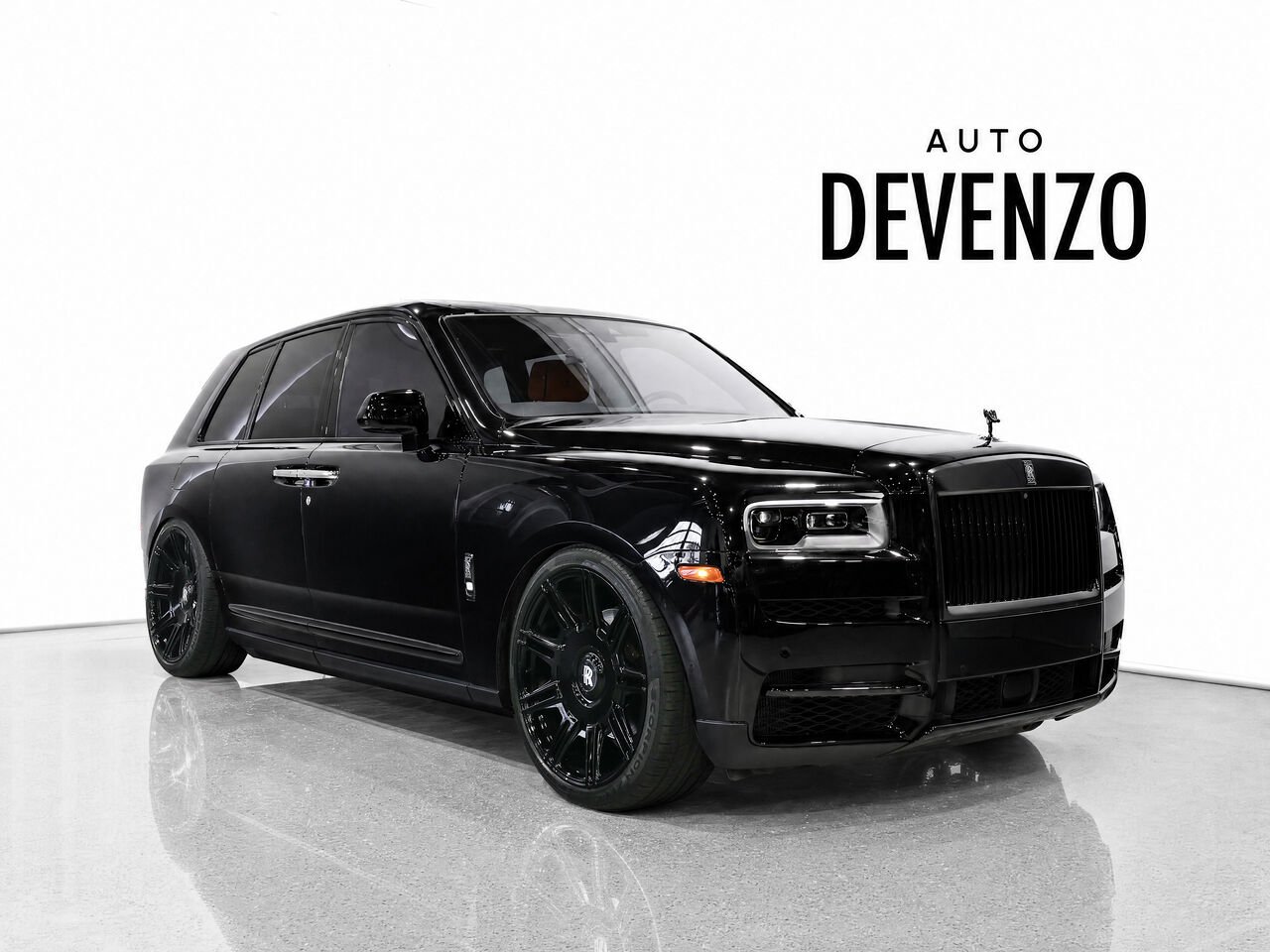 Rolls-Royce Cullinan 2022 Noir Saint-Eustache - photo #0