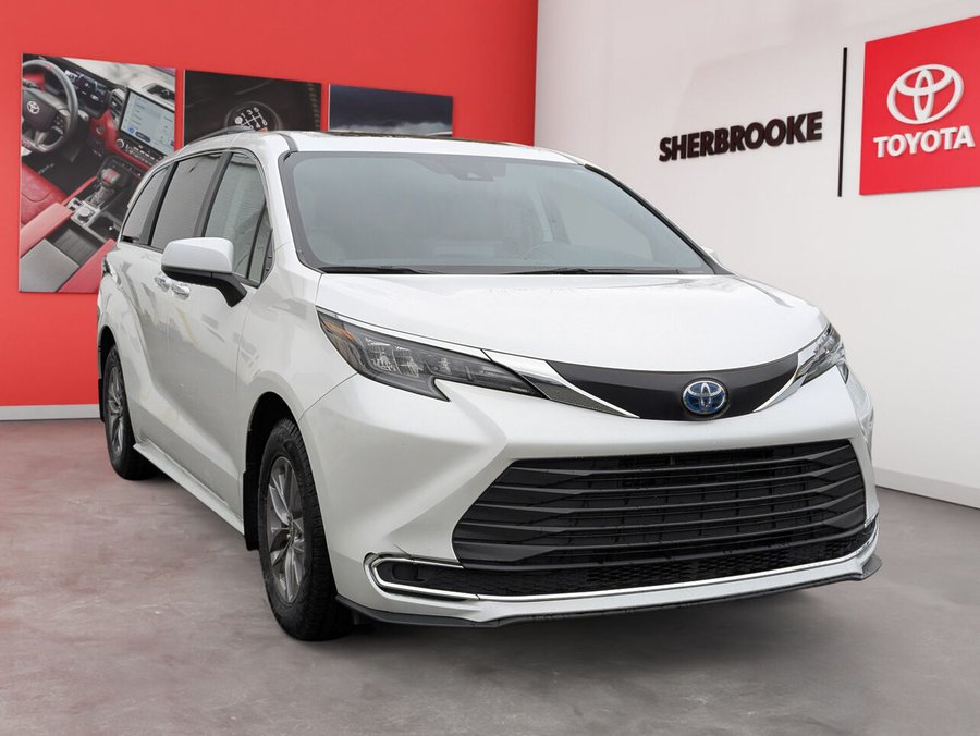 2024 Toyota Sienna 2024 Wind Chill Pearl