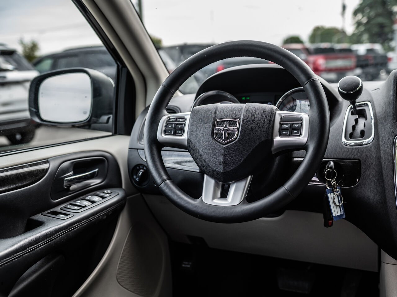 2016 Dodge Grand Caravan Black Sainte-Julienne - photo #28