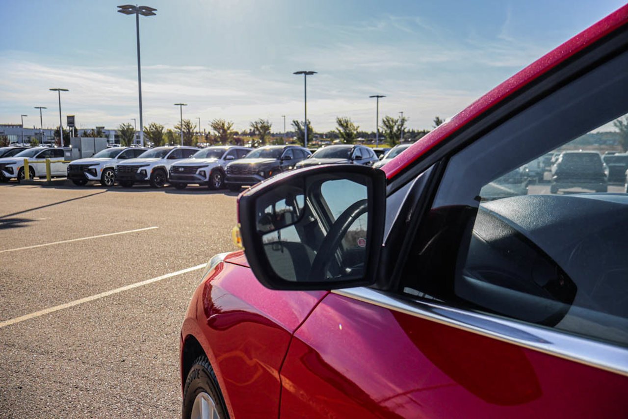 2012 Ford Focus 5dr HB SEL Red Sherwood Park - photo #13