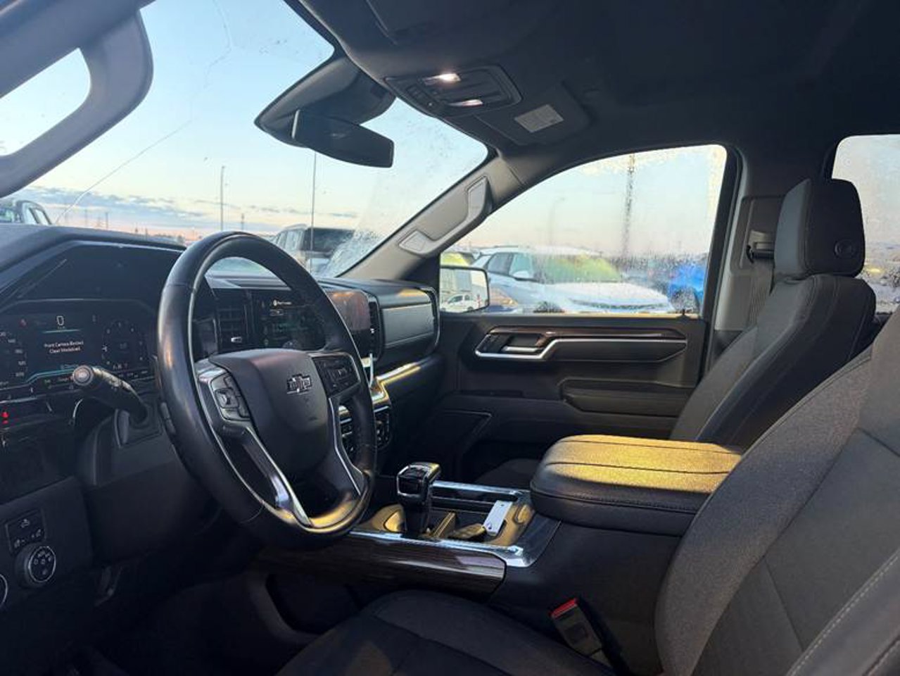 2025 Chevrolet Silverado 1500 4WD Crew Cab 147 RST Grey Sherwood Park - photo #5