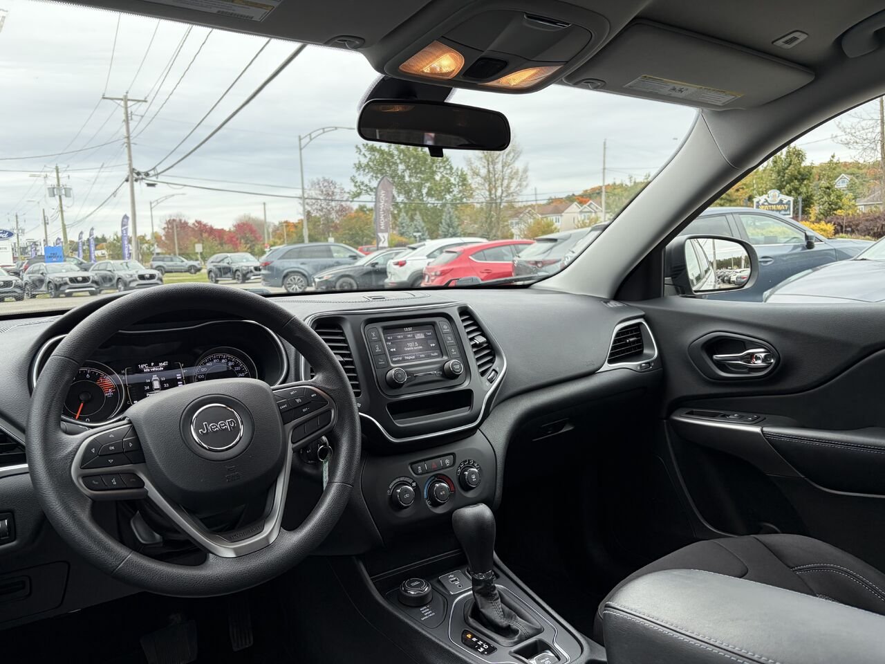 2019 Jeep Cherokee Sport 4x4 Silver Montmagny - photo #11