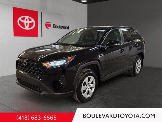 Toyota RAV4 LE 2025 Noir